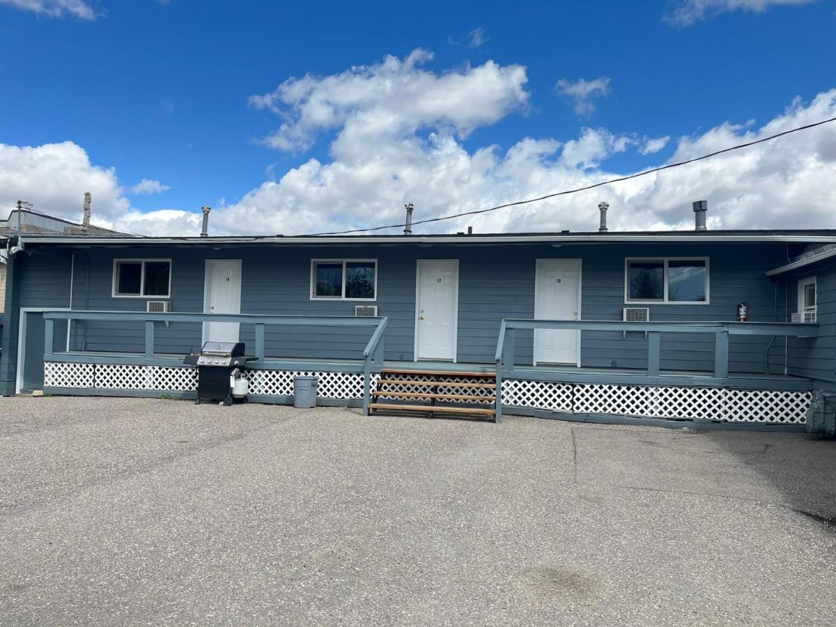 West Castle Motel Pincher Creek Luaran gambar