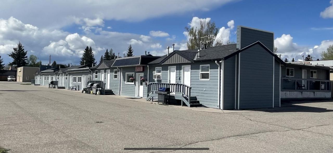 West Castle Motel Pincher Creek Luaran gambar